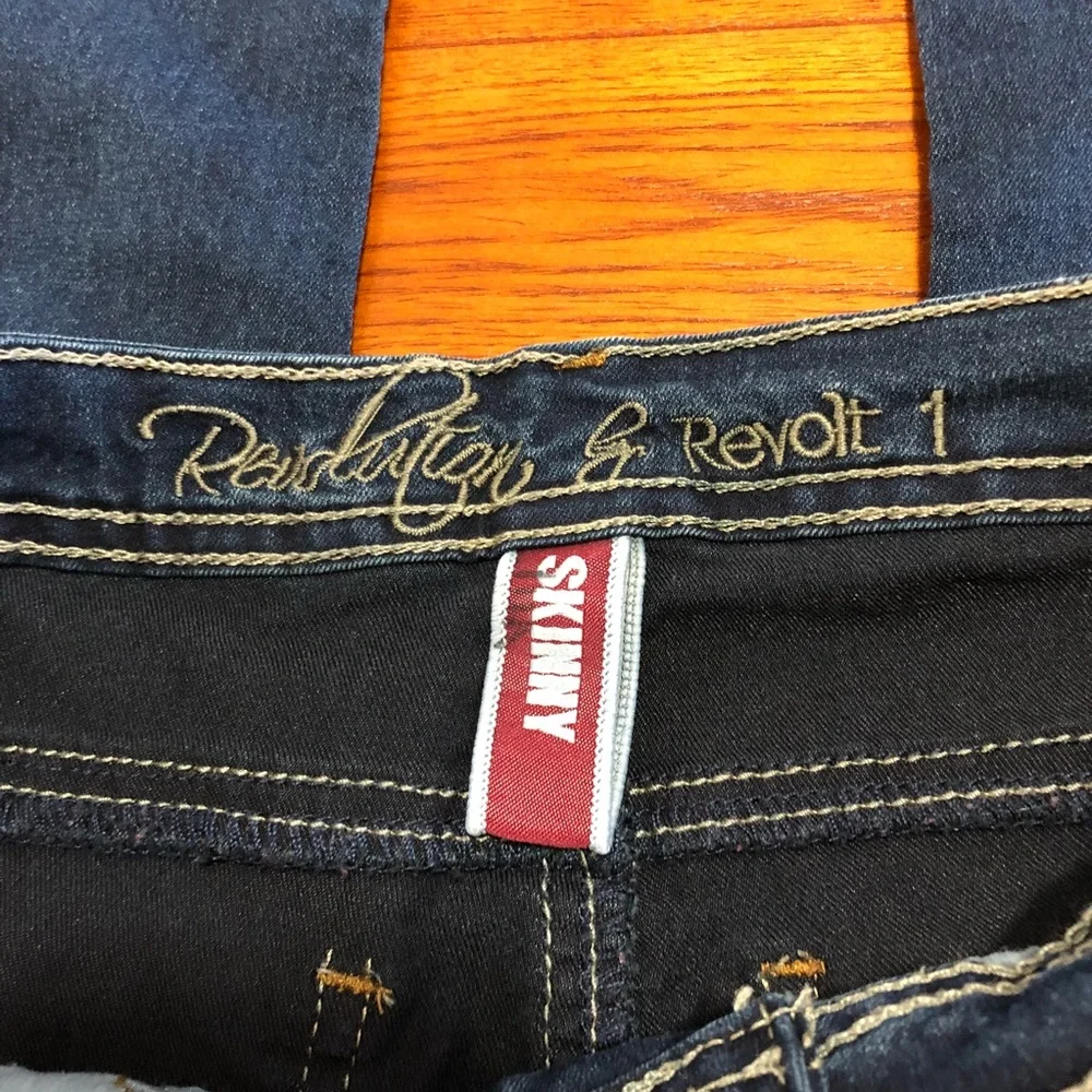 Revolution by Revolt skinny Jeans with whiskering - Picture 5 of 6
